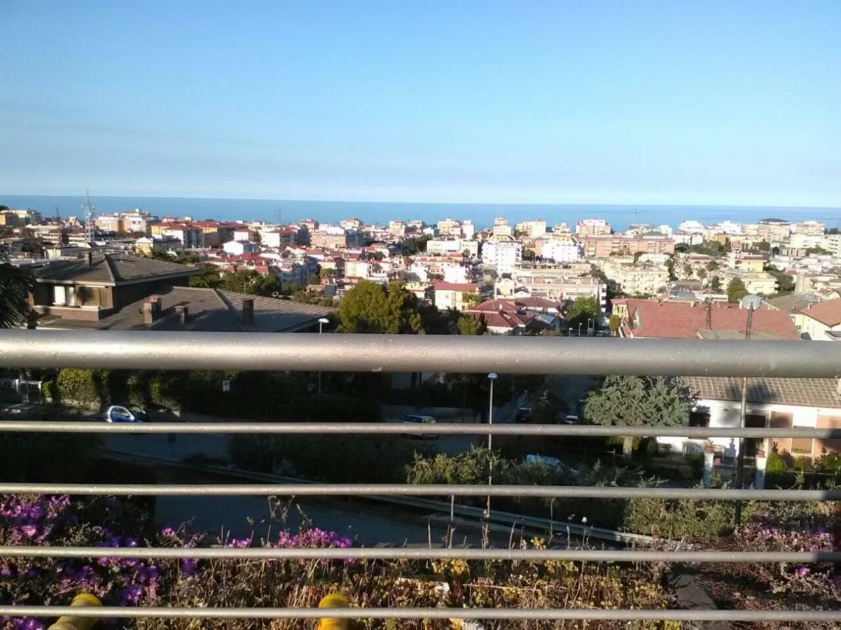 Villa Angela San Benedetto del Tronto Exterior foto